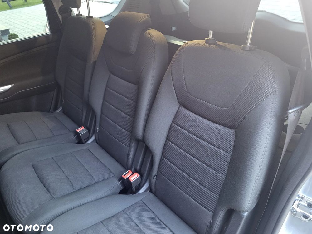Ford S-Max 2.0 TDCi DPF Titanium - 31