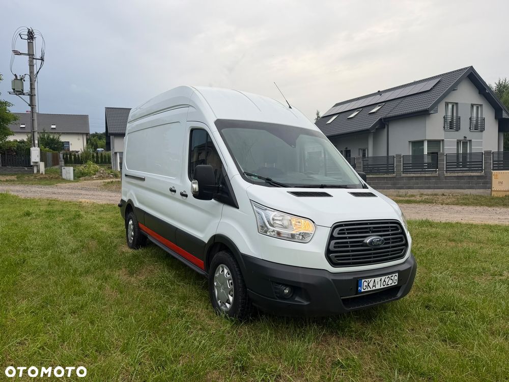 Ford Transit - 1
