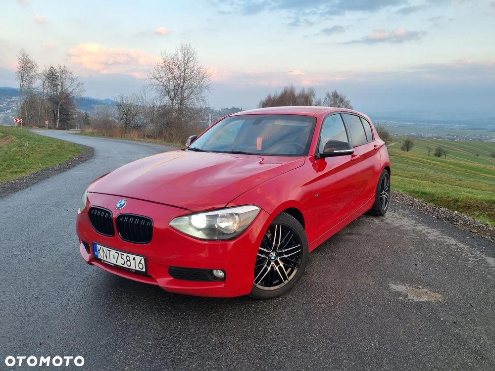 BMW Seria 1 118d Sport Line - 2