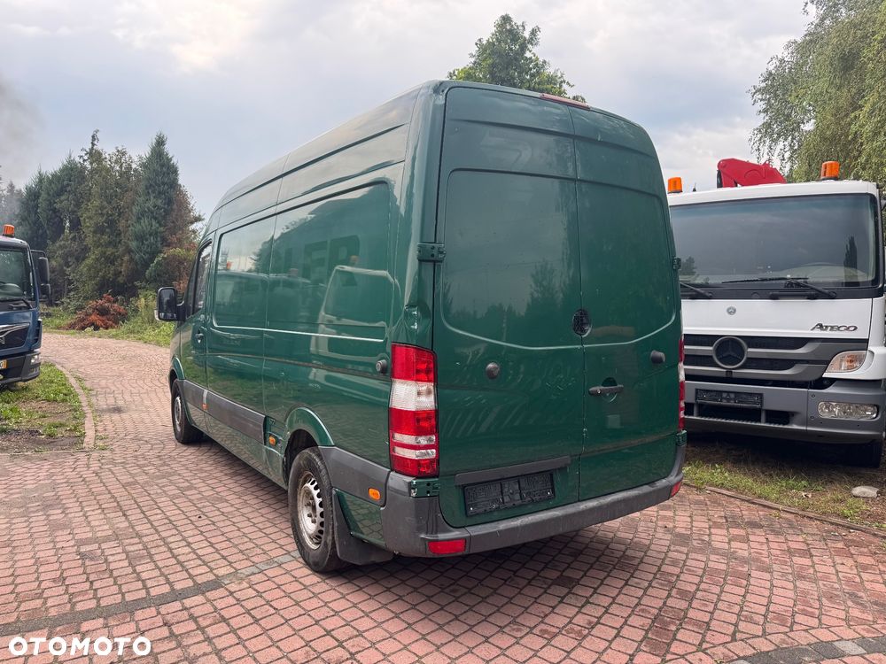 Mercedes-Benz SPRINTER - 6