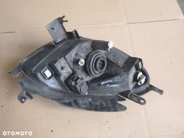 LAMPA LEWY PRZÓD LEWA PRZEDNIA CITROEN XSARA PICASSO - 17