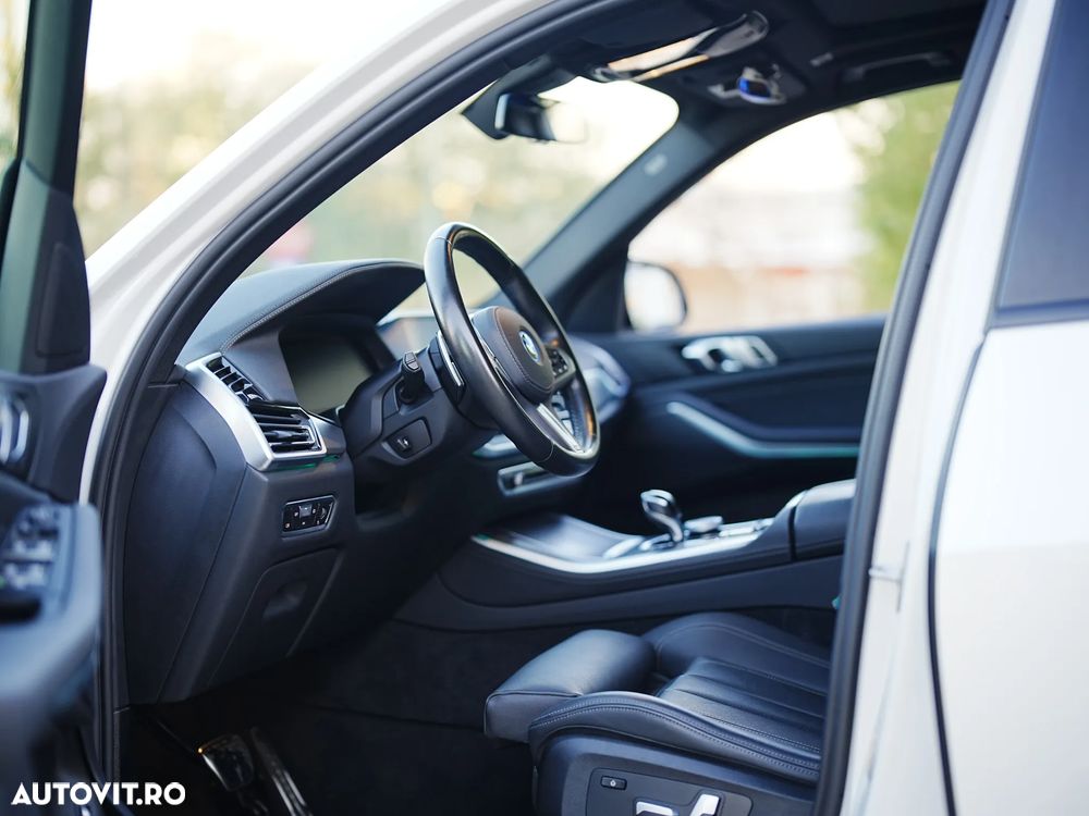 BMW X5 xDrive45e - 27
