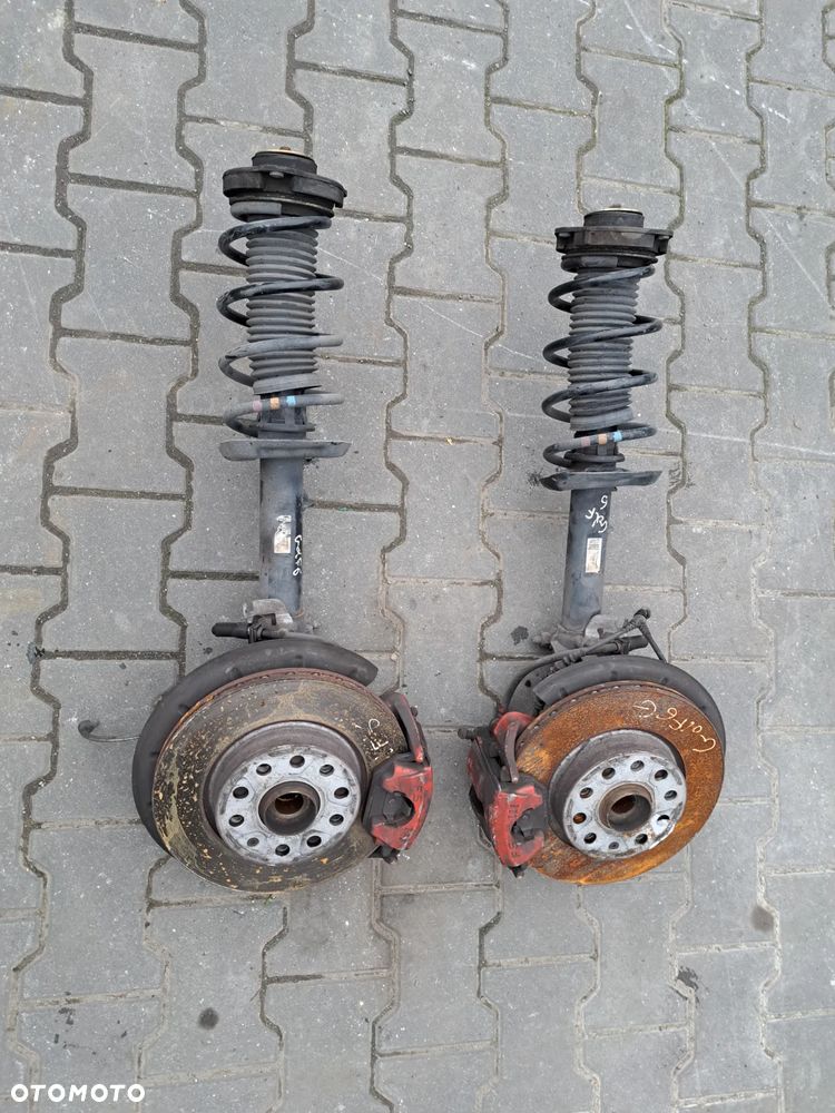 Volkswagen Golf VI Zwrotnica lewa prawa kopyto mc-pherson - 1