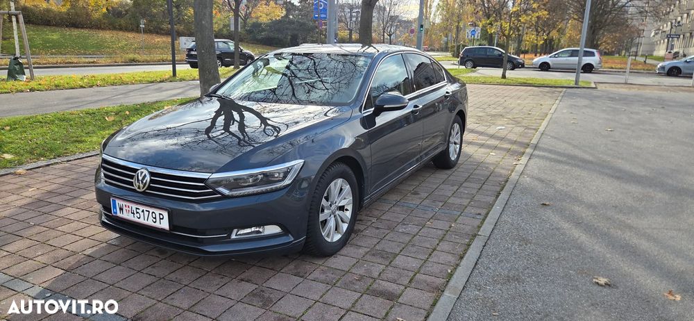 Volkswagen Passat - 4