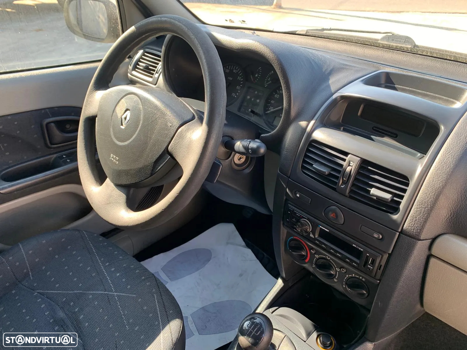 Renault Clio 1.2 16V Confort Dynamique - 7