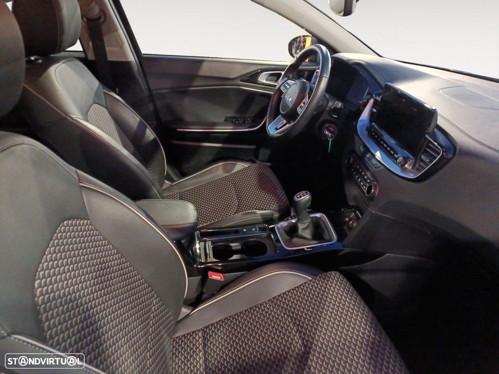 Kia Ceed SW 1.0 T-GDI Drive - 15