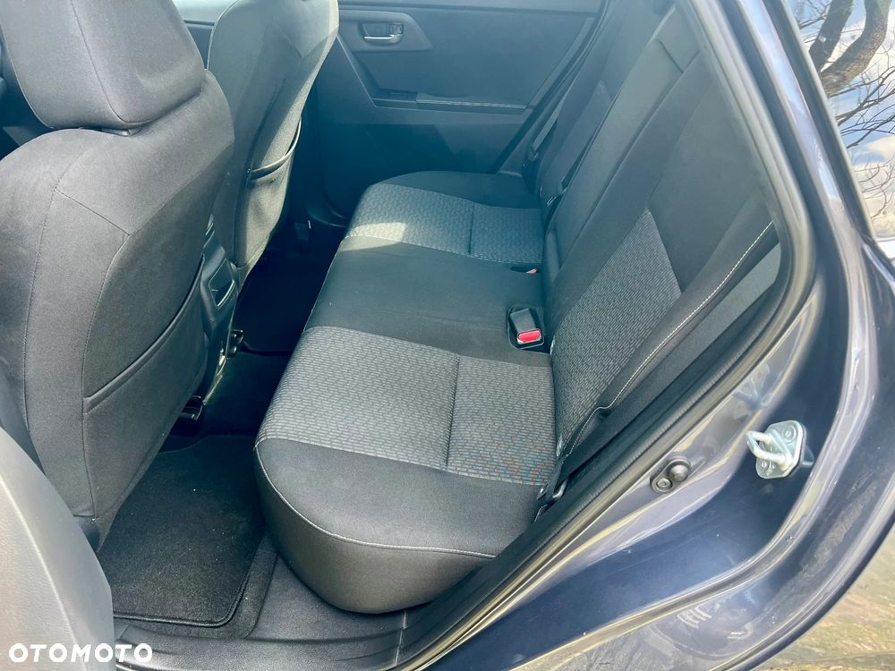 Toyota Auris 1.6 Valvematic Multidrive S Executive - 13