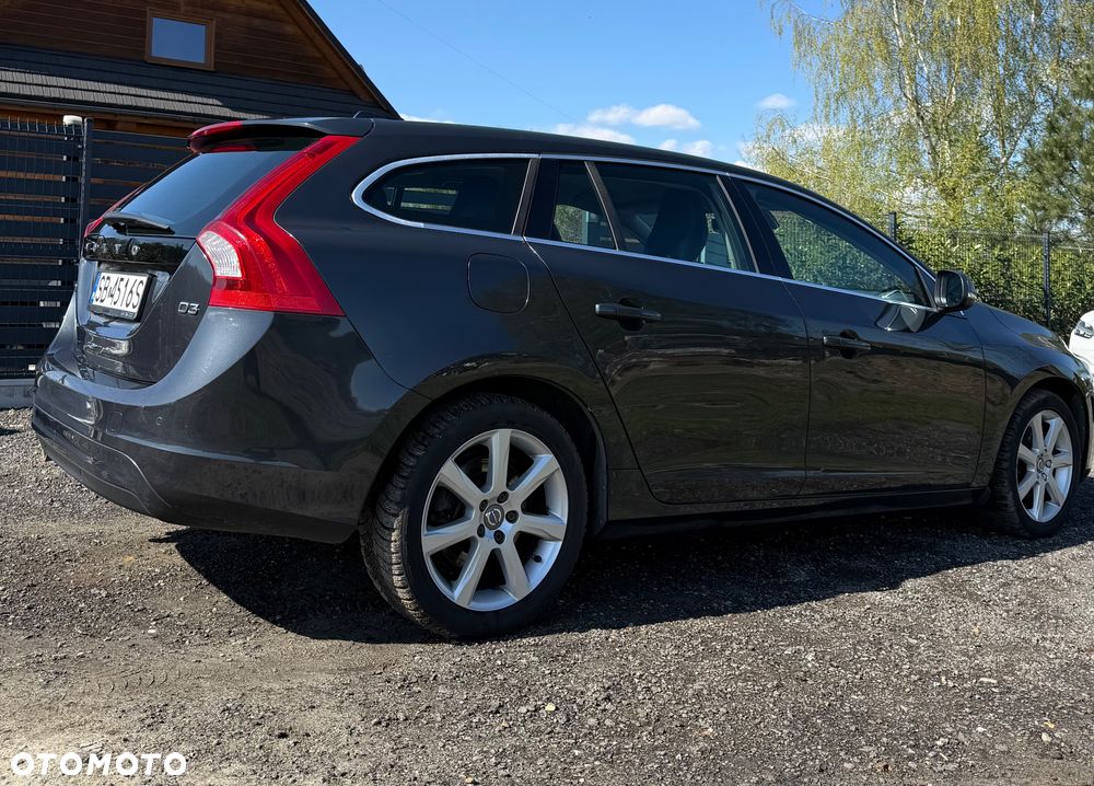 Volvo V60 D3 Drive-E Dynamic Edition (Kinetic) - 6