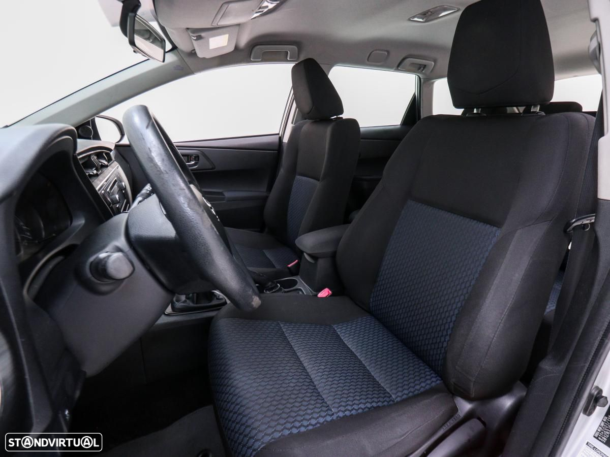 Toyota Auris Touring Sports 1.4 D-4D Active - 7
