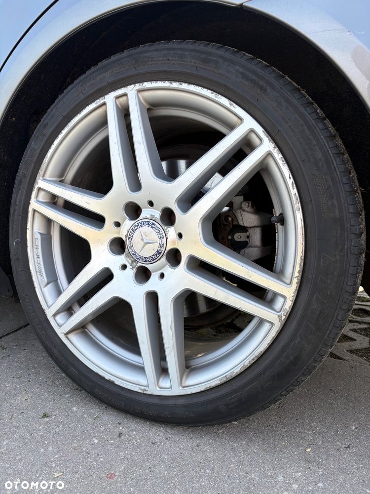 Mercedes-Benz Klasa E 350 CDI DPF BlueEFFICIENCY 7G-TRONIC Avantgarde - 28