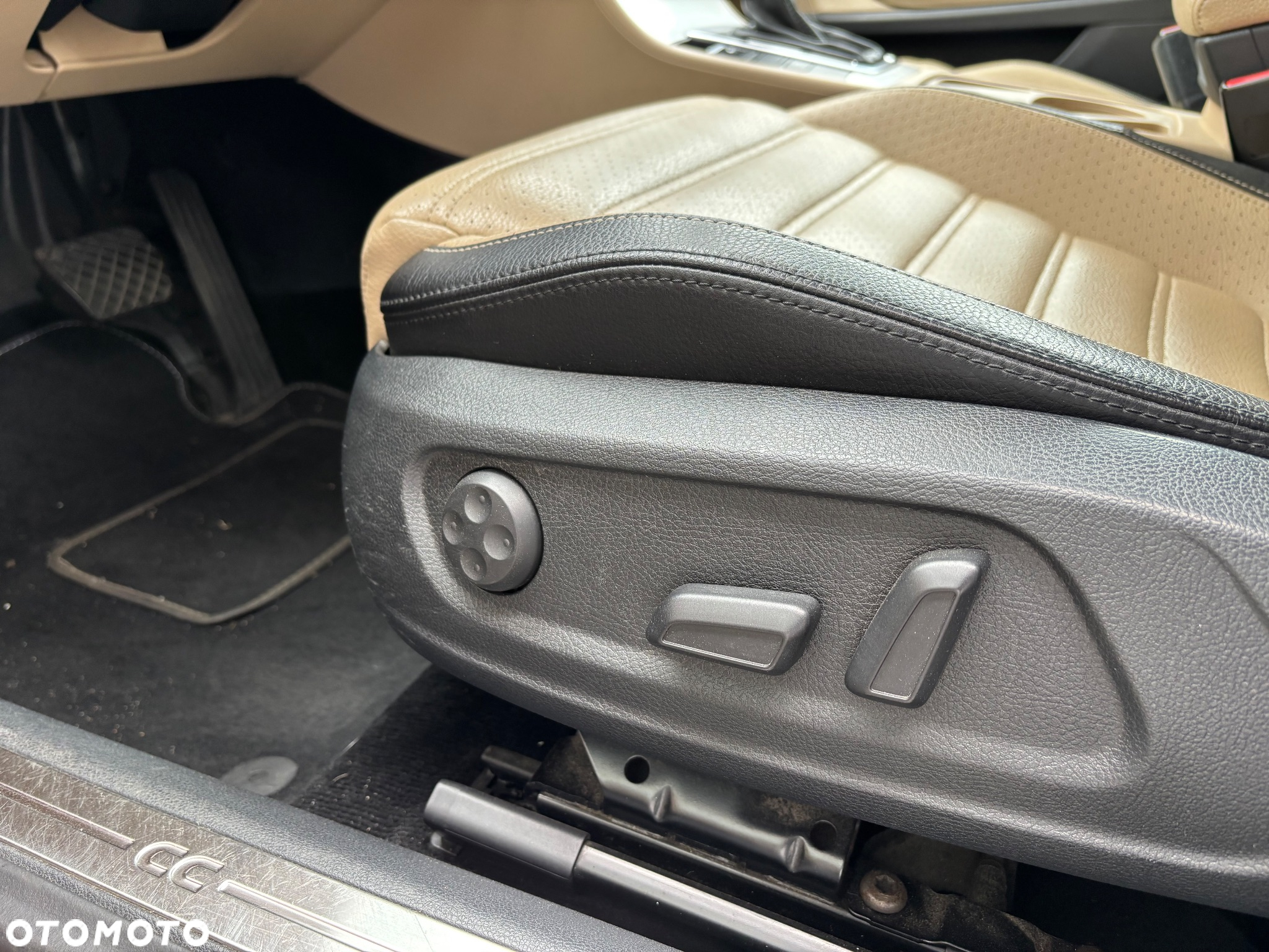 Volkswagen CC 2.0 TSI DSG - 10