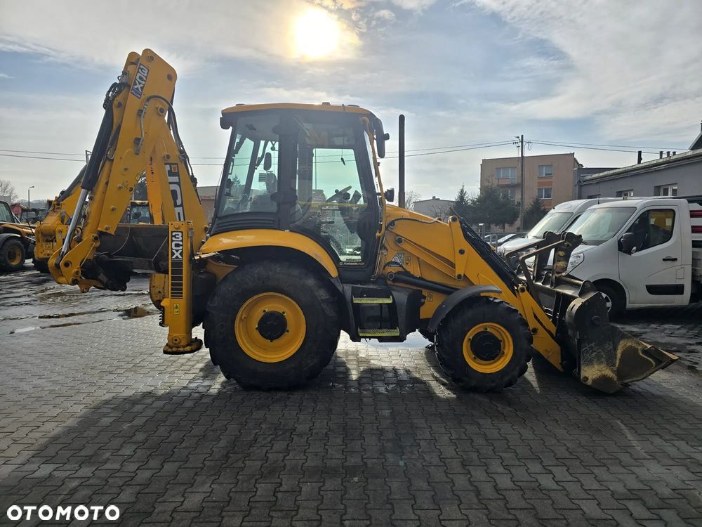 JCB 3 CX - 4