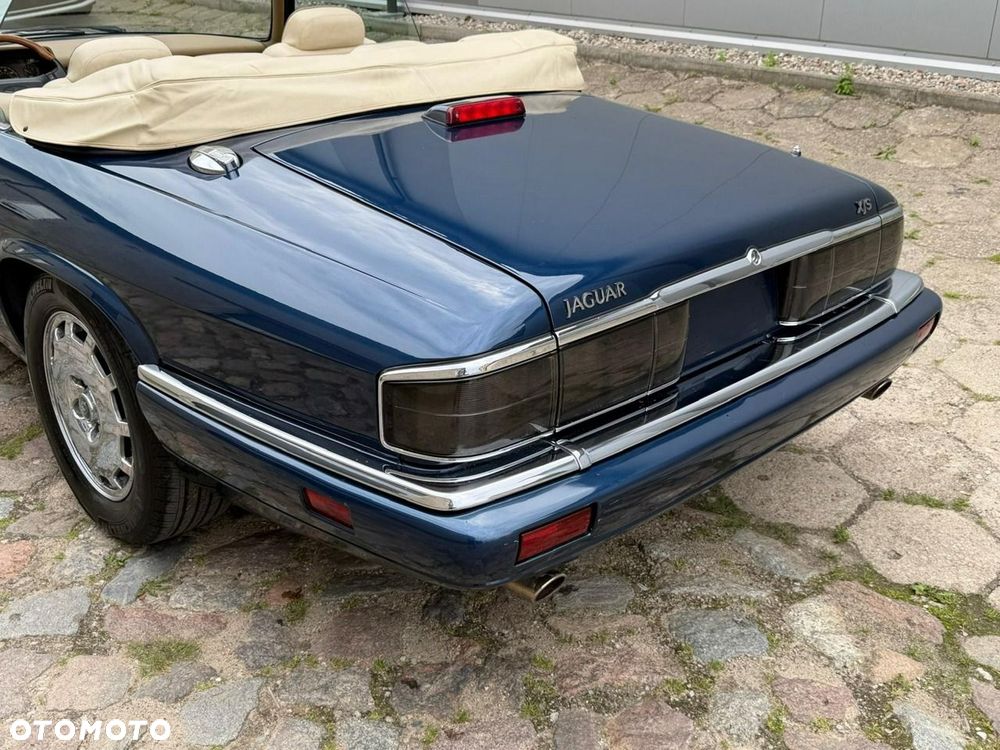 Jaguar XJS - 17