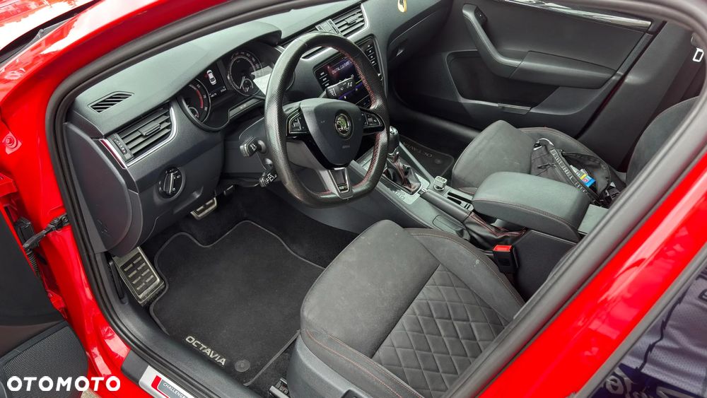 Skoda Octavia 2.0 TSI RS 230 DSG - 10