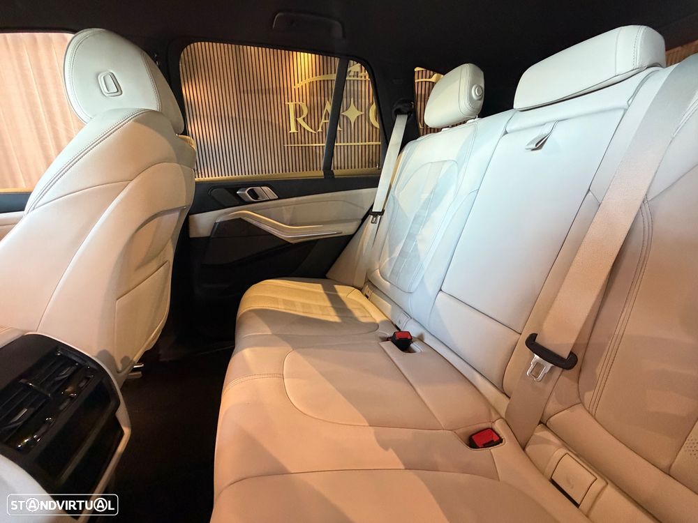 BMW X5 45 e xDrive Pack M - 32
