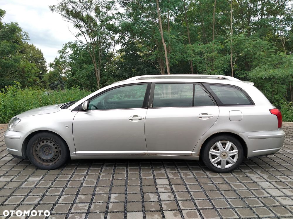 Toyota Avensis 2.0 D-4D Prestige - 3