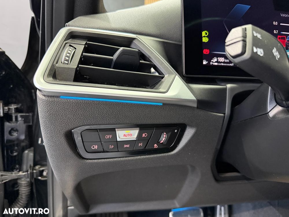 BMW Seria 3 330e xDrive Aut. - 32