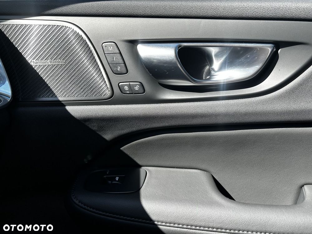 Volvo V60 - 19
