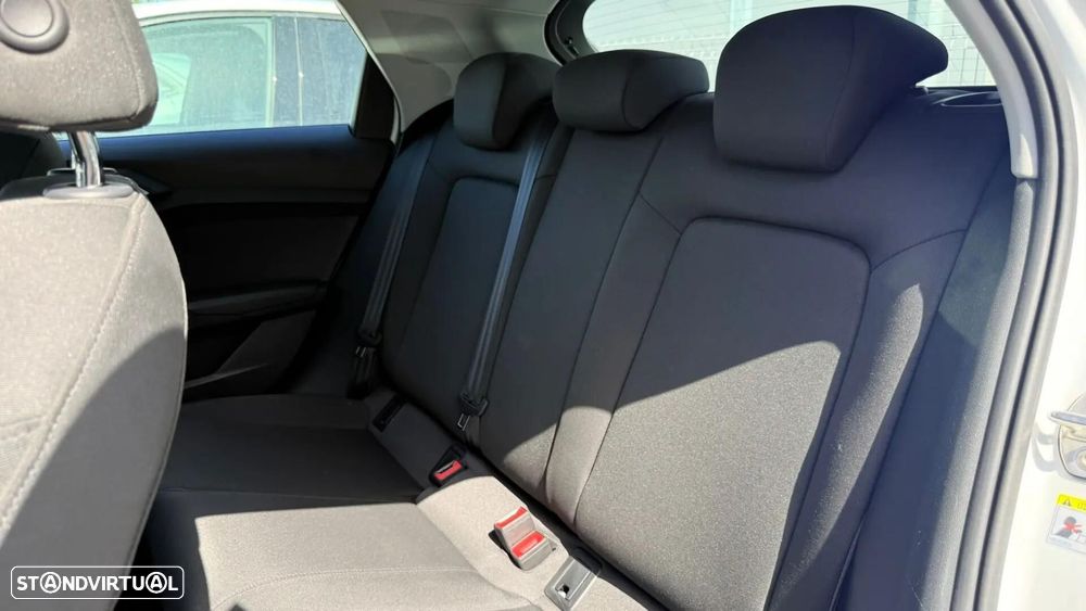 Audi A1 Sportback 25 TFSI S tronic - 7