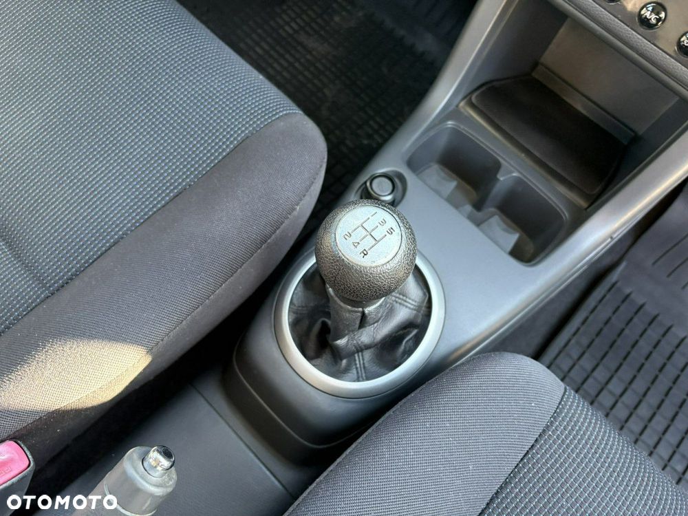 Suzuki Swift 1.3 Club dance - 16