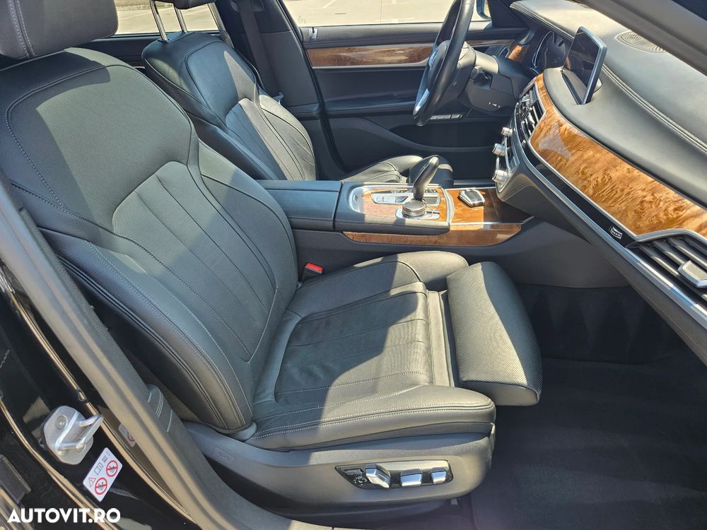 BMW Seria 7 740Li xDrive - 27