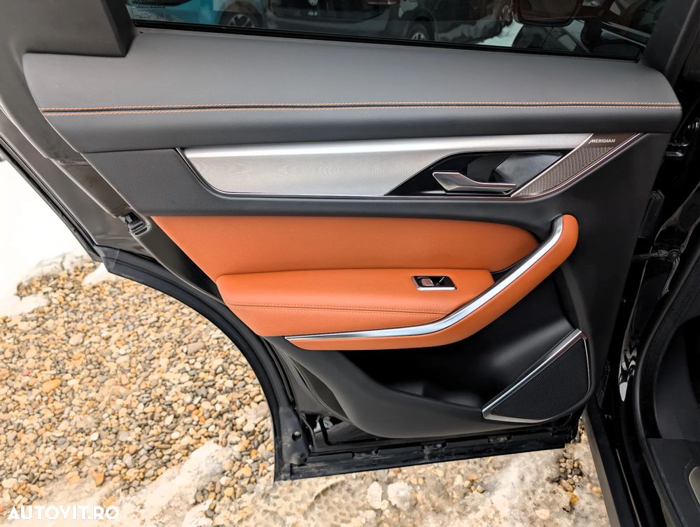 Jaguar F-Pace D165 AWD R-Dynamic Black - 17