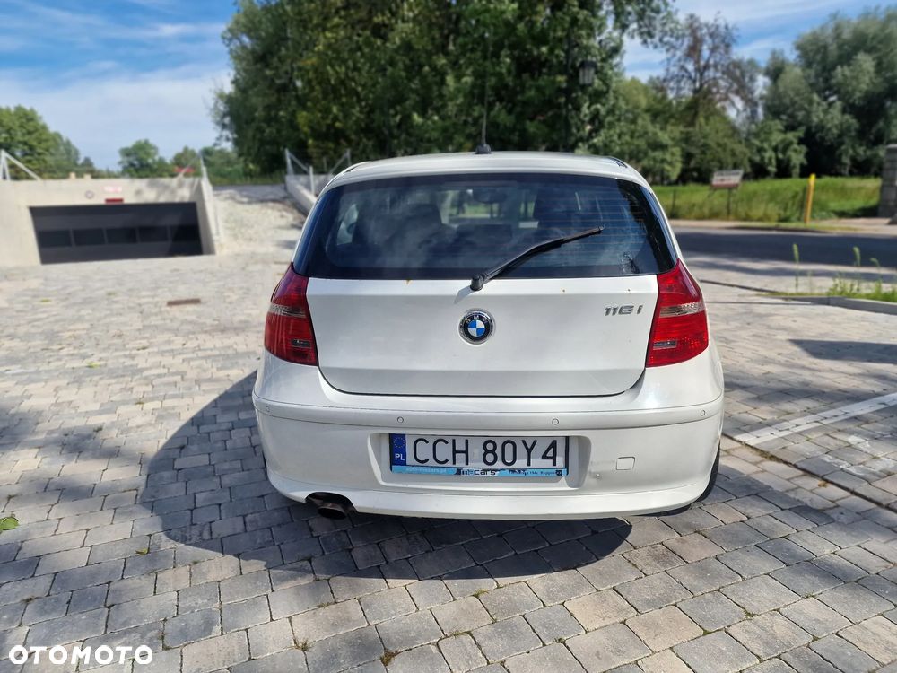 BMW Seria 1 116i - 6
