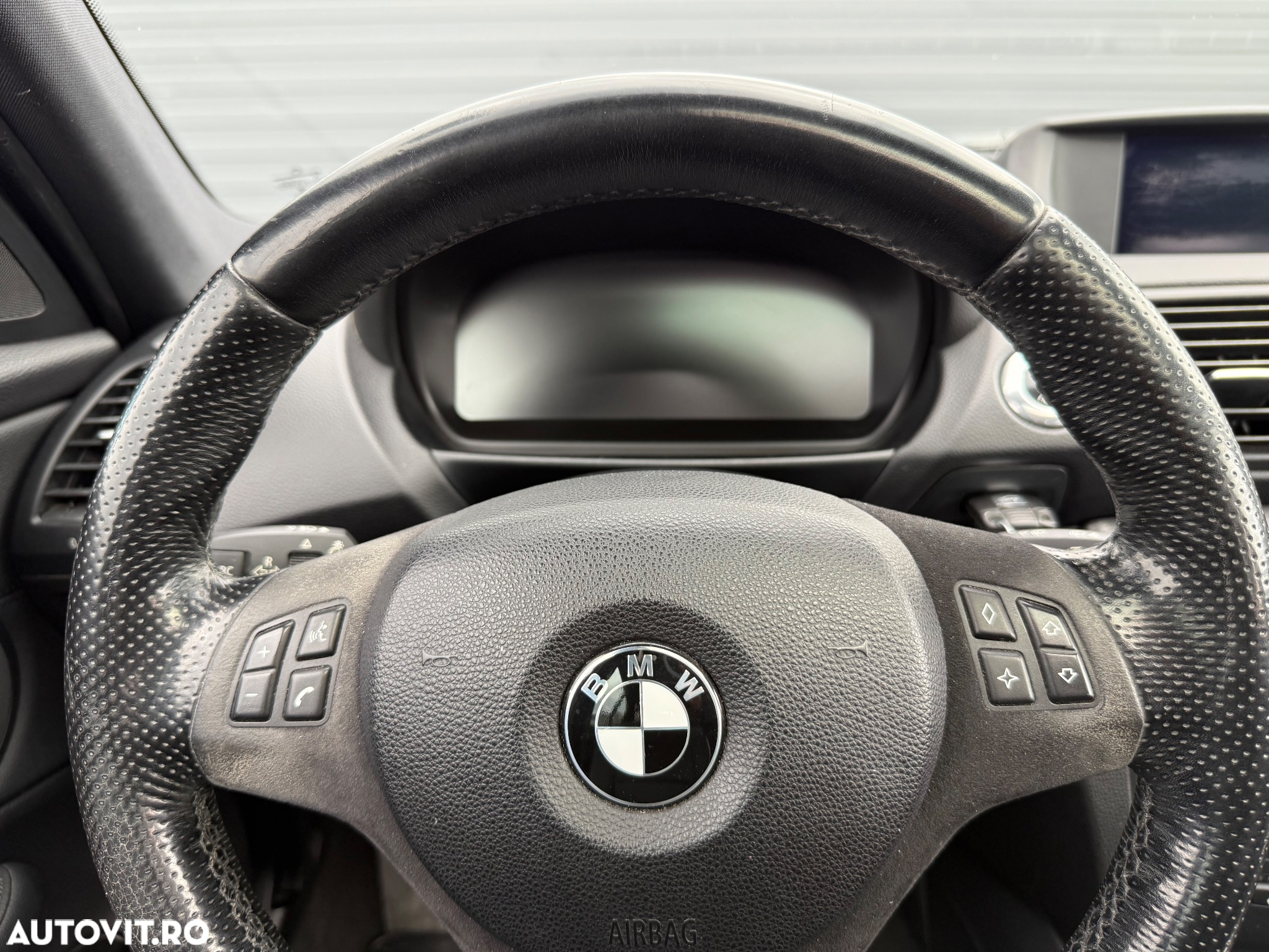 BMW Seria 1 123d - 12