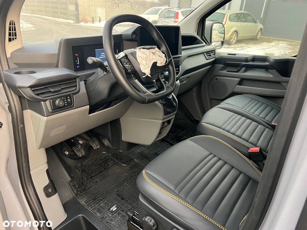 Ford Transit Custom - 8