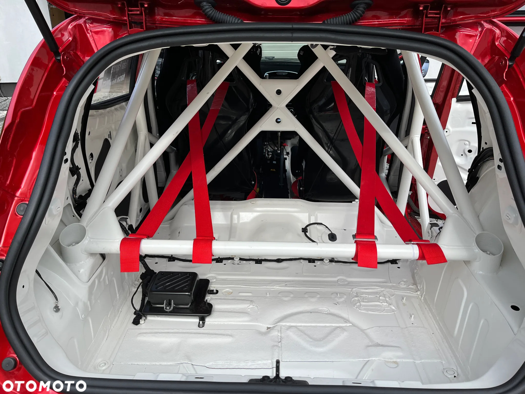 Renault Clio 1.6 R.S.Trophy 220 EDC - 11