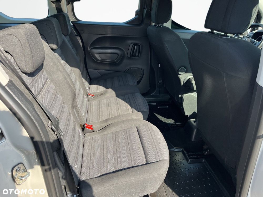 Opel Combo 1.2 Turbo Enjoy S&S - 17