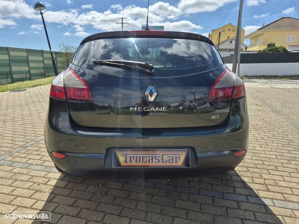 Renault Mégane 1.5 dCi Dynamique SS - 8