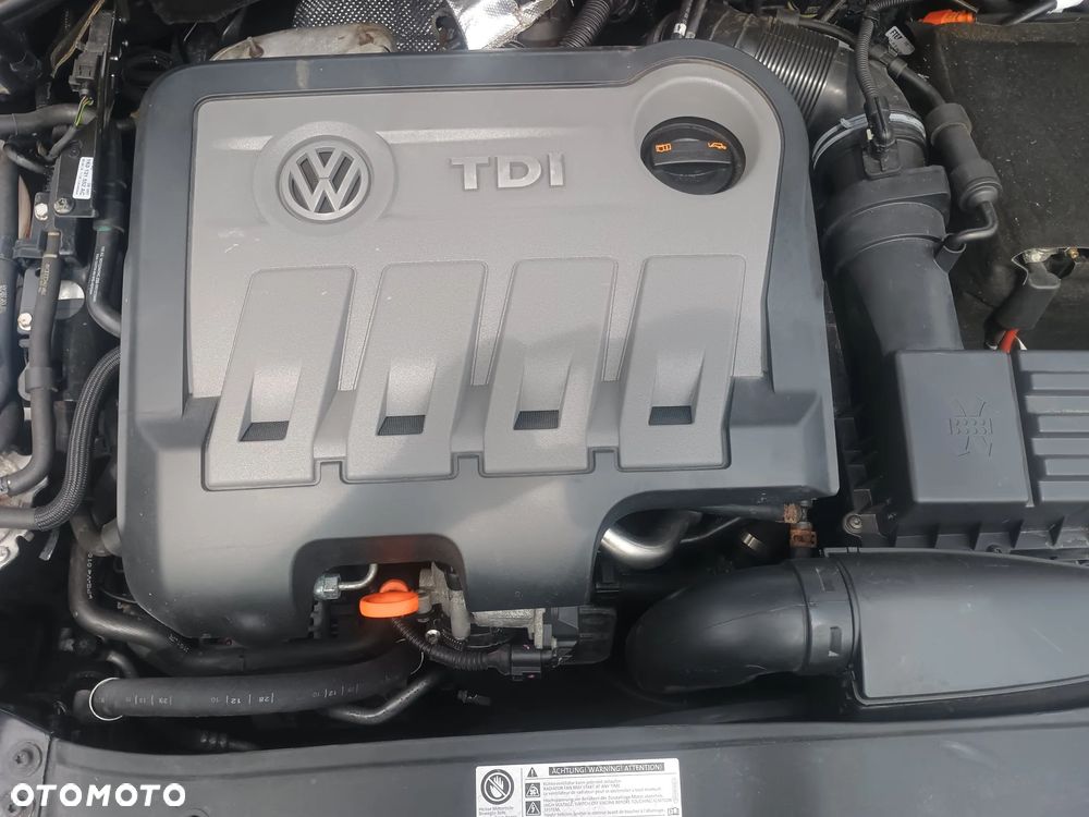 Volkswagen Golf - 14