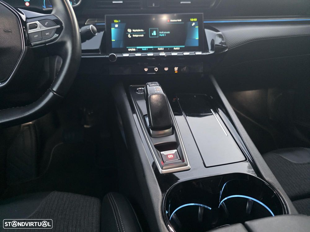 Peugeot 508 1.6 Hybrid Allure e-EAT8 - 33