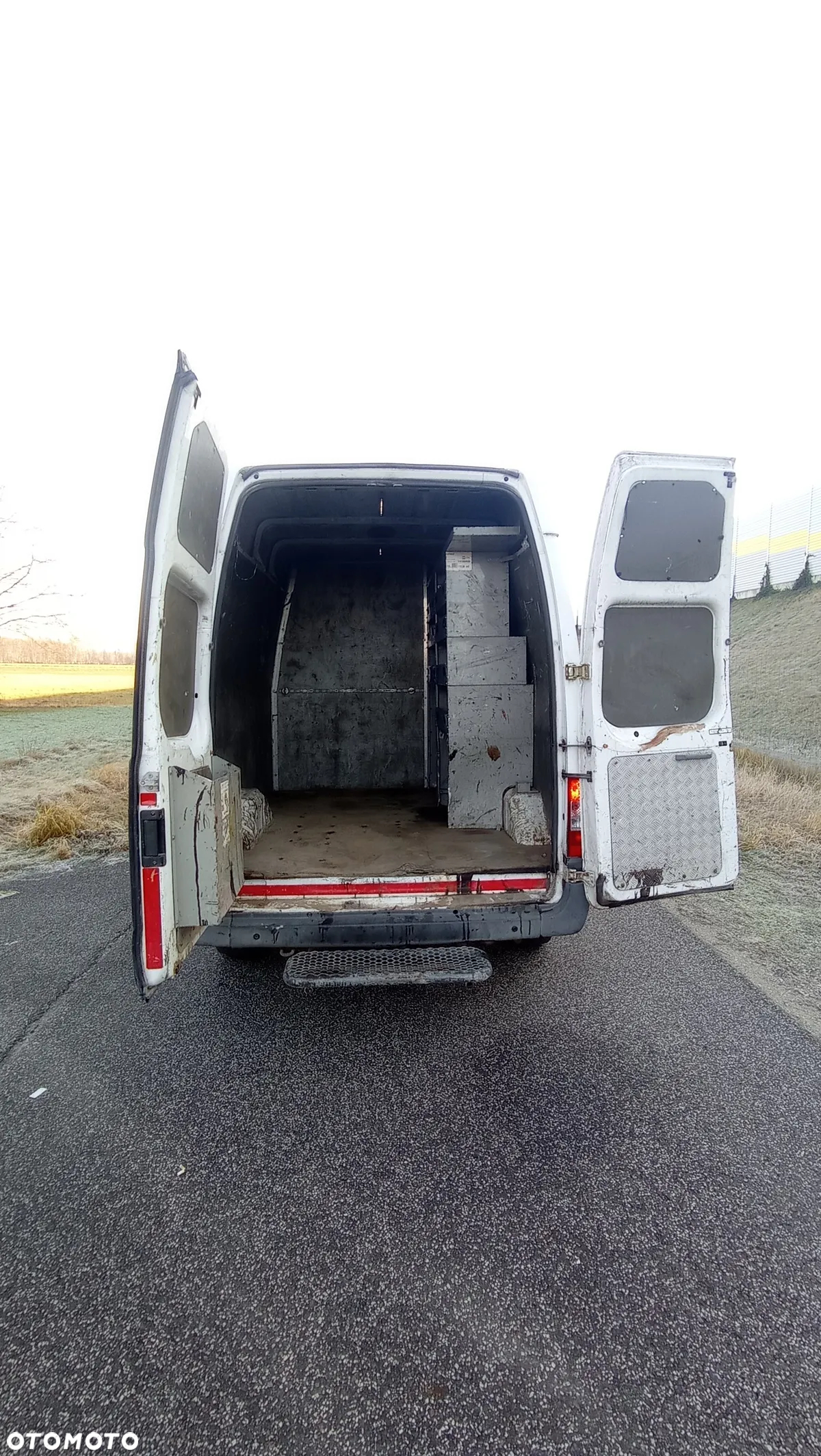 Ford Transit - 17