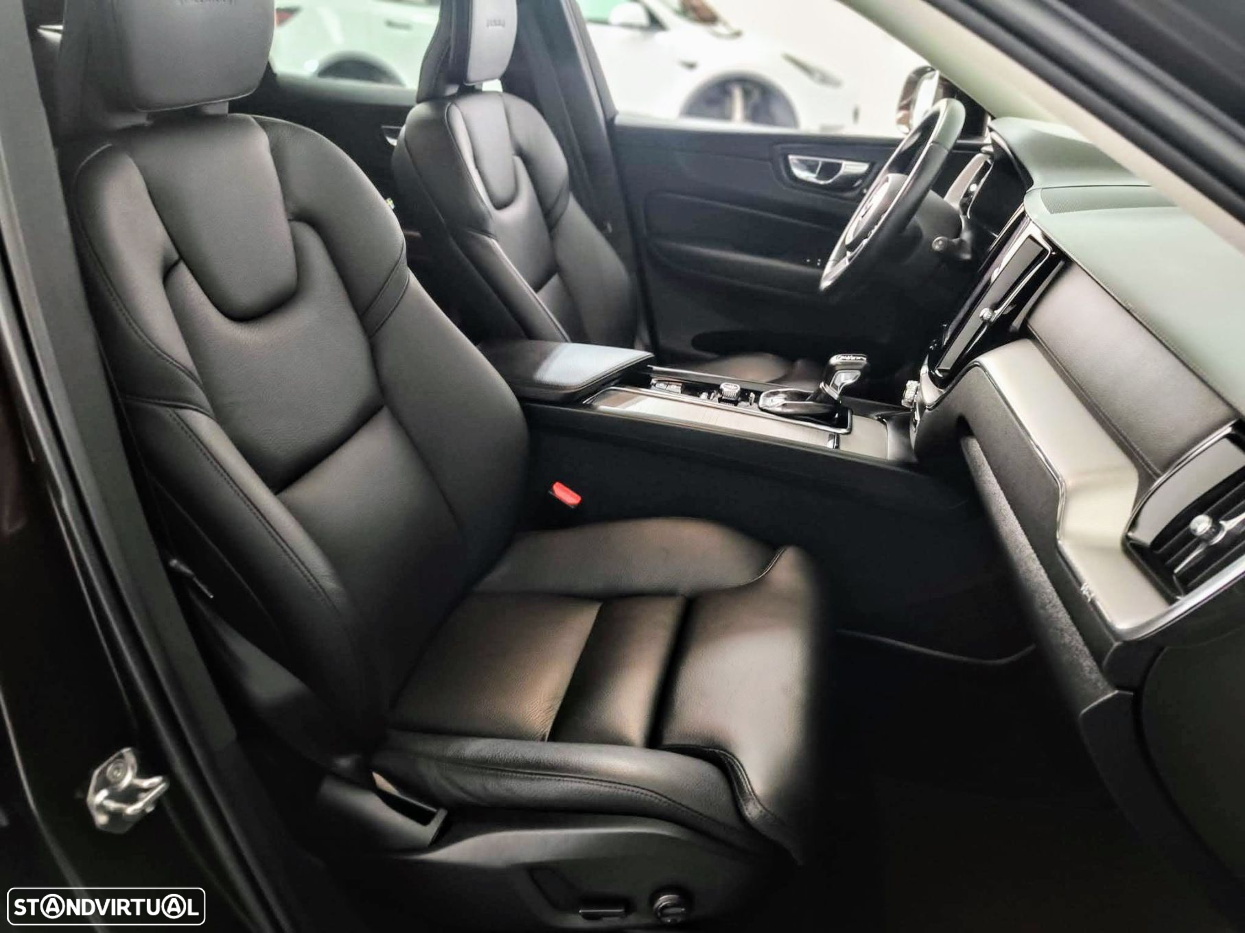 Volvo XC 60 2.0 D4 Inscription Geartronic - 13