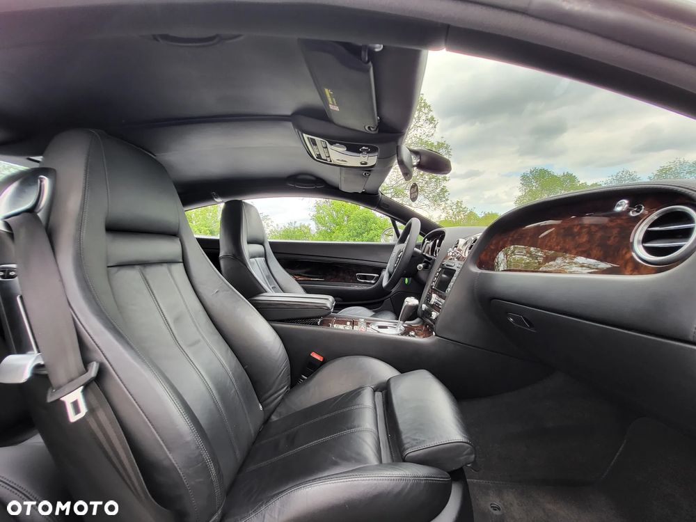 Bentley Continental GT - 13
