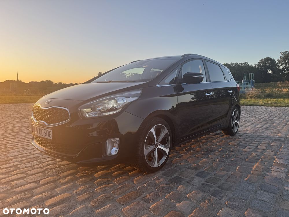 Kia Carens 1.7 CRDi L - 1