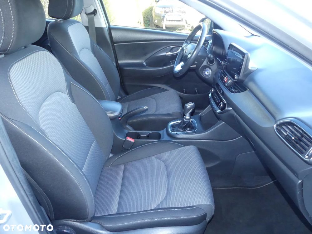 Hyundai i30 1.4 Comfort - 33