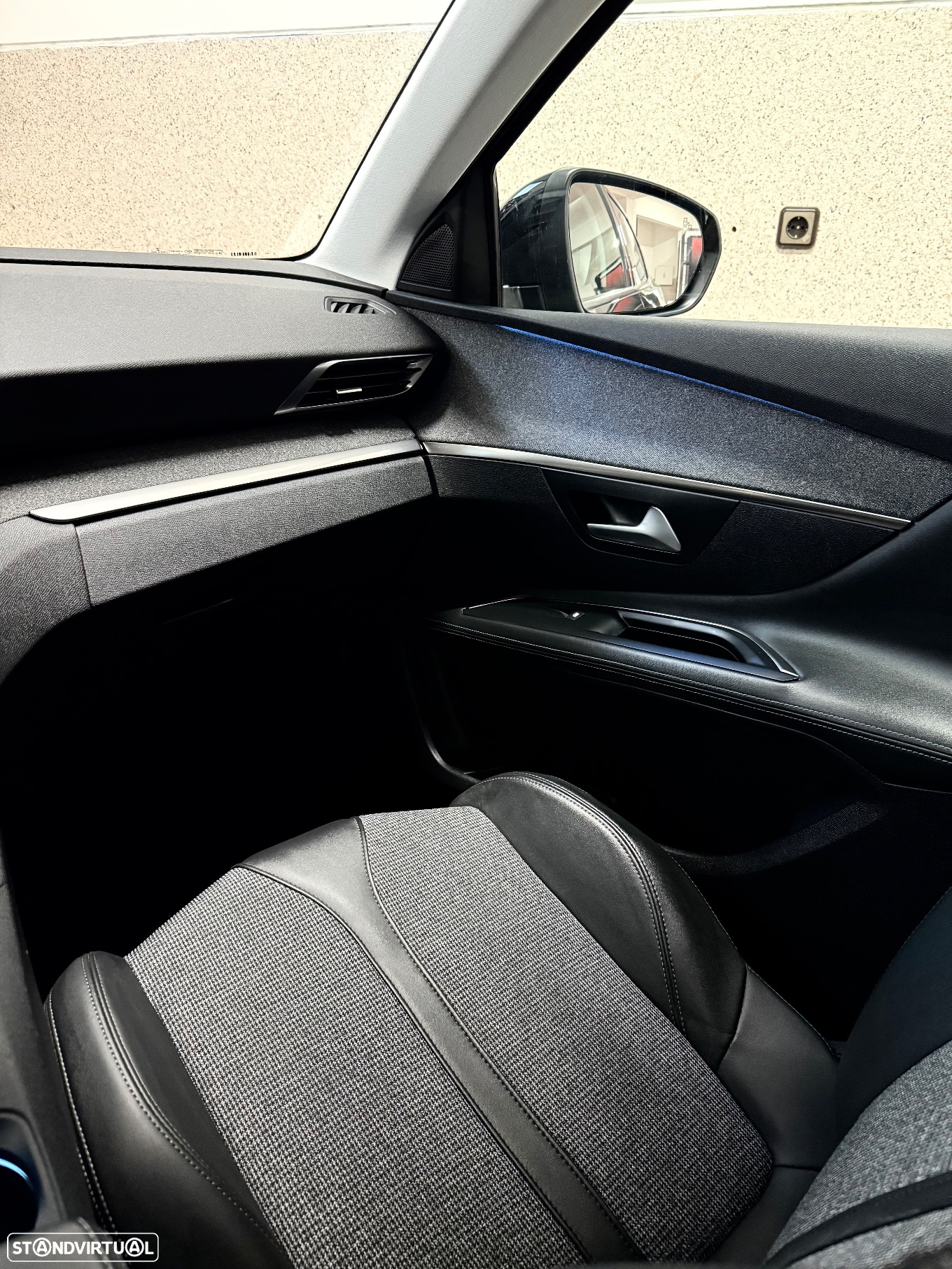 Peugeot 3008 1.2 PureTech Allure EAT8 - 20