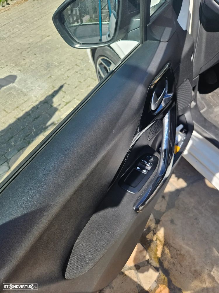 Peugeot 208 BlueHDi 100 Allure - 7