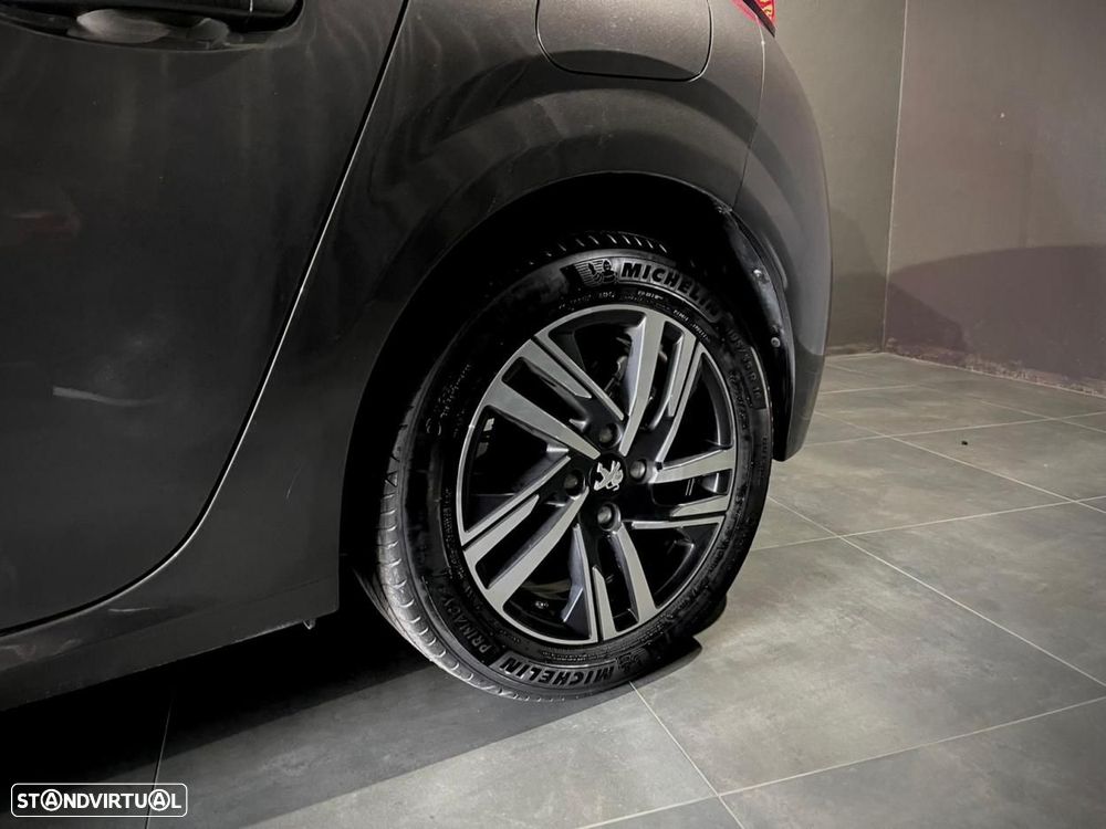 Peugeot 208 1.2 PureTech Allure - 8