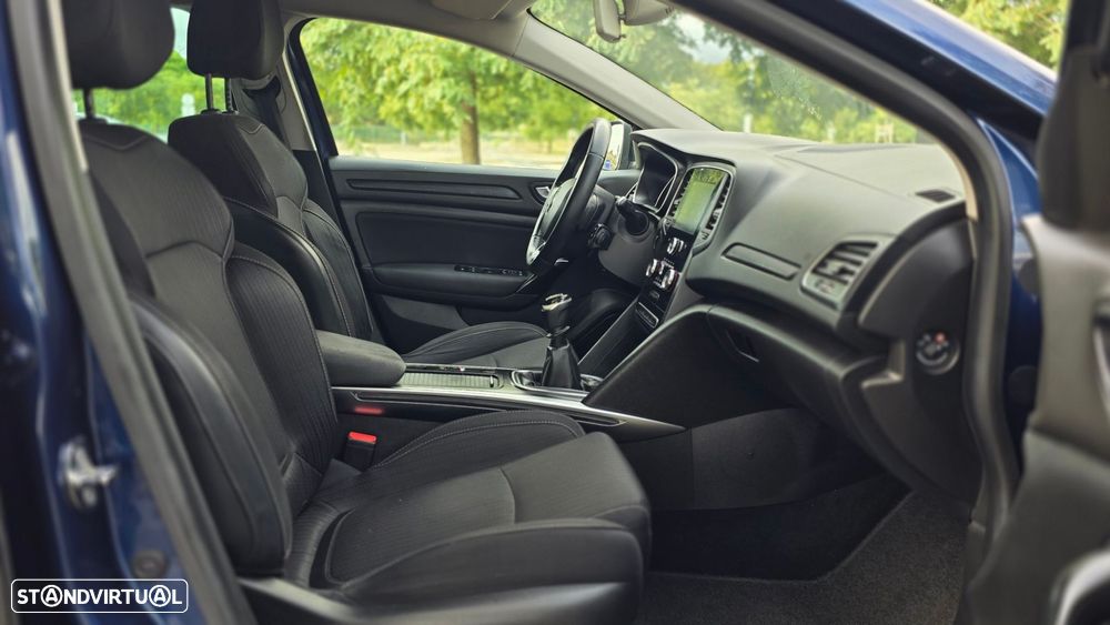 Renault Mégane Sport Tourer 1.5 dCi Dynamique SS - 12