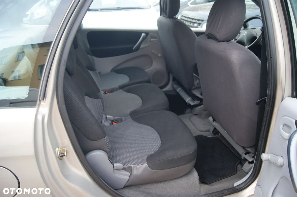 Citroën Xsara Picasso 1.6i Confort - 22