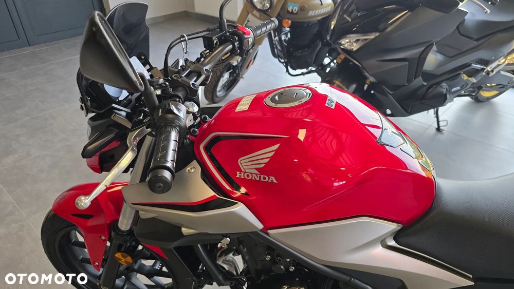 Honda CB - 12