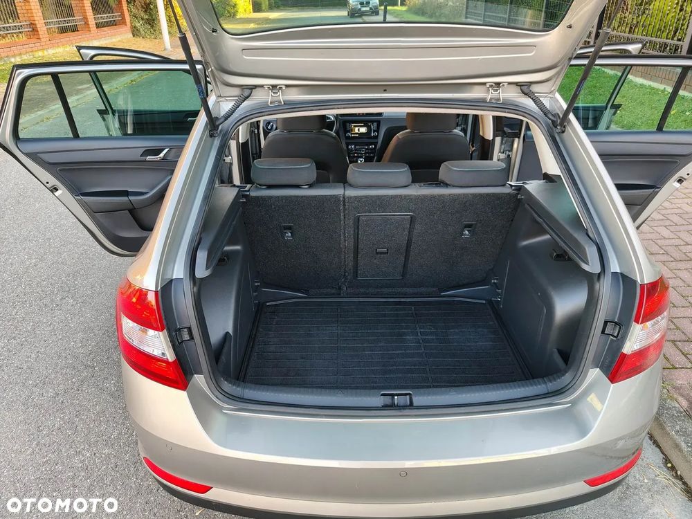 Skoda RAPID 1.6 TDI (Green tec) Joy - 33