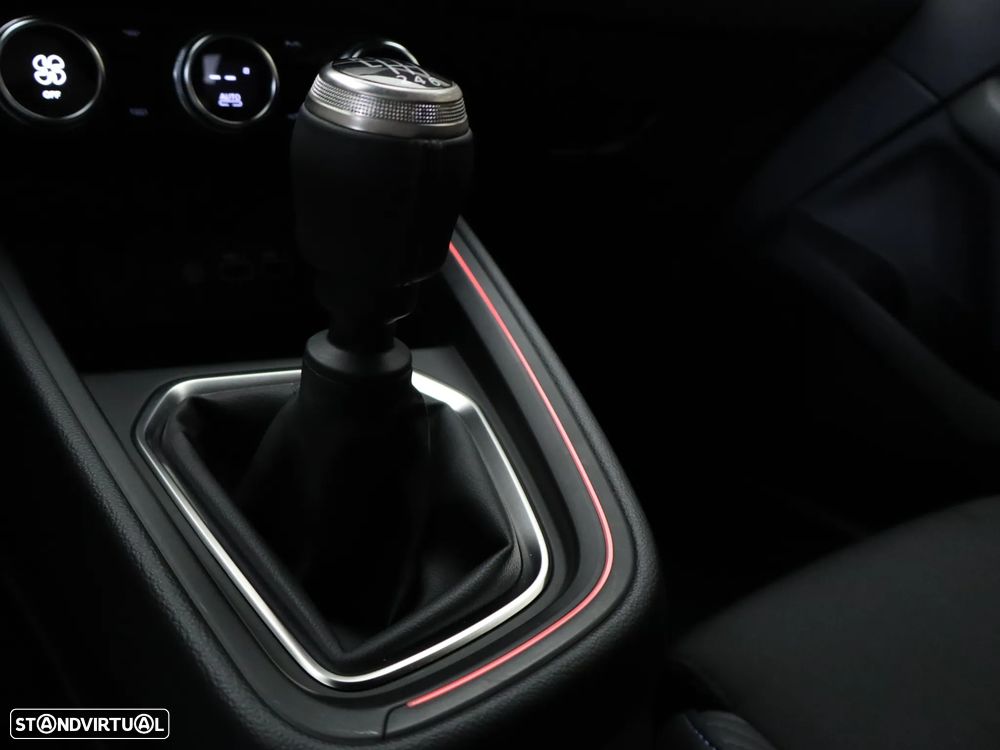 Renault Clio TCe 90 ESPIRIT ALPINE - 29