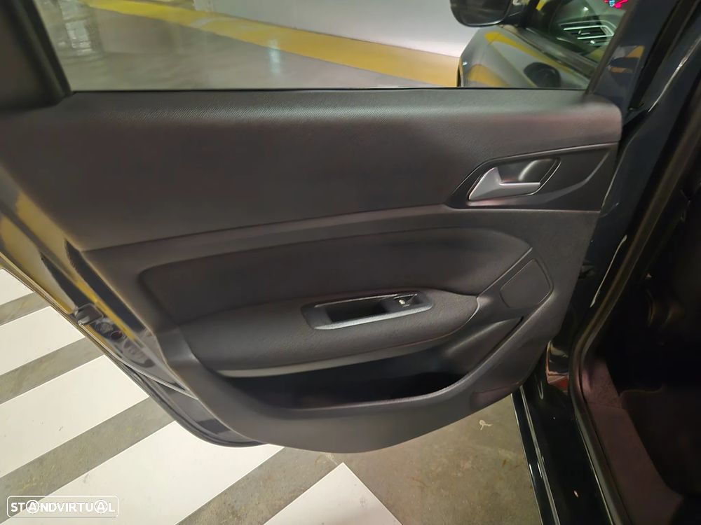 Peugeot 308 SW 1.6 BlueHDi Style - 33