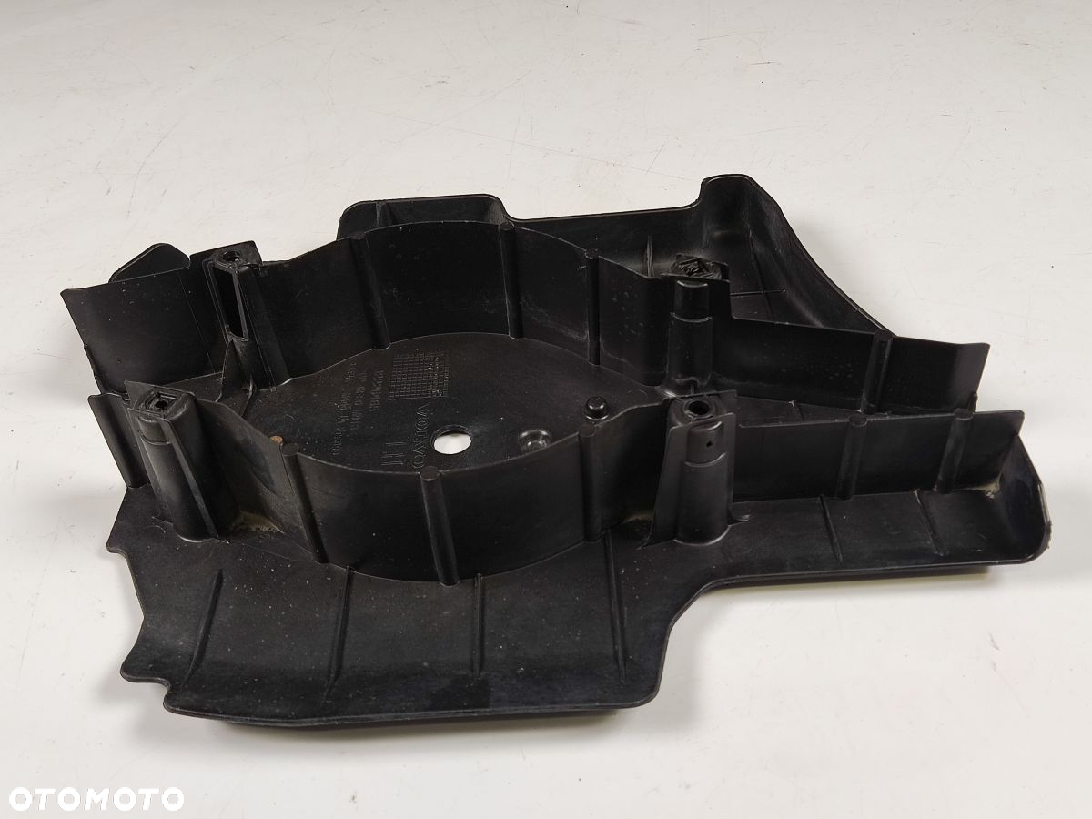 VOLVO XC40 2.0T 17-21r Osłona Wahacza Tył Lewy - 5