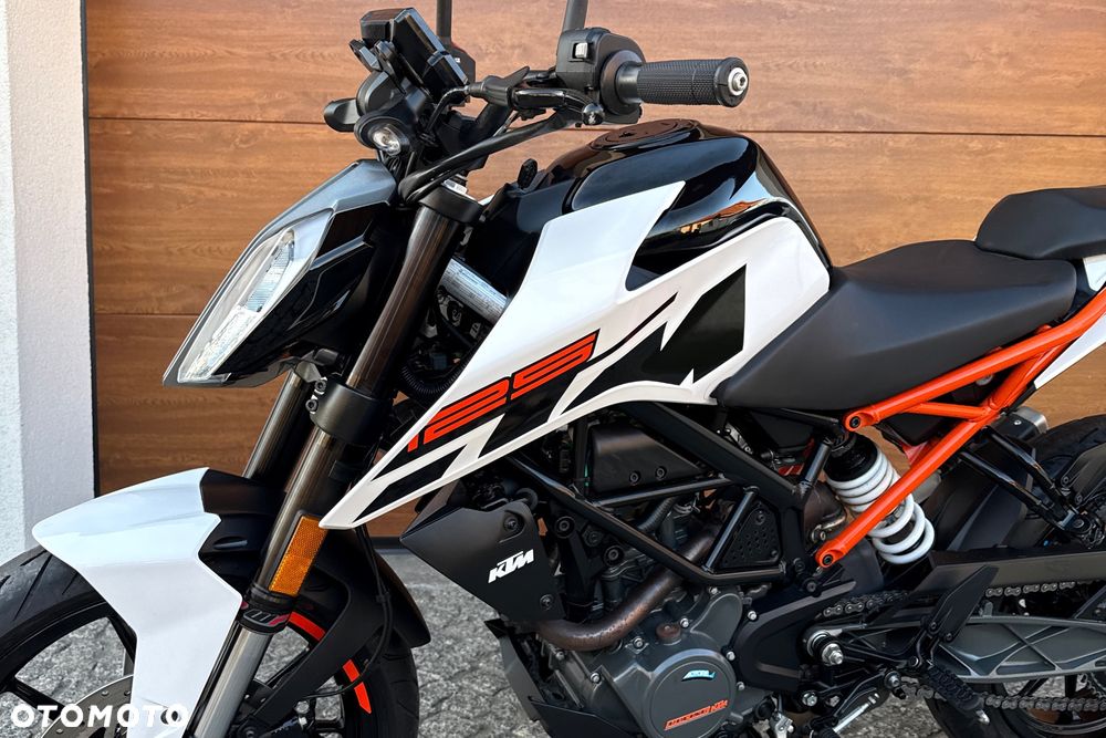 KTM Duke - 19